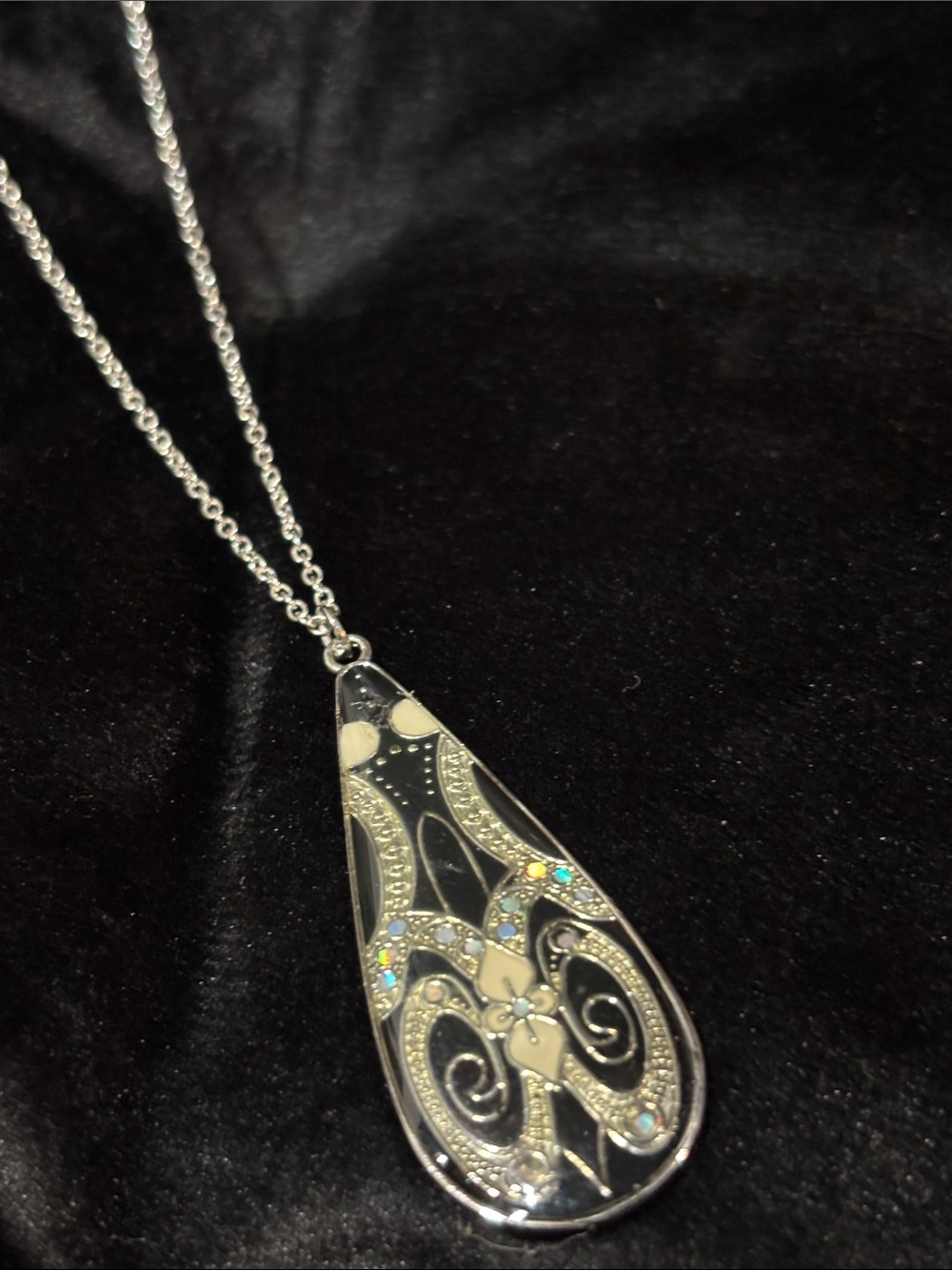 KB mother of pearl pendant necklace silver tone teardrop shape irridescent 16”+